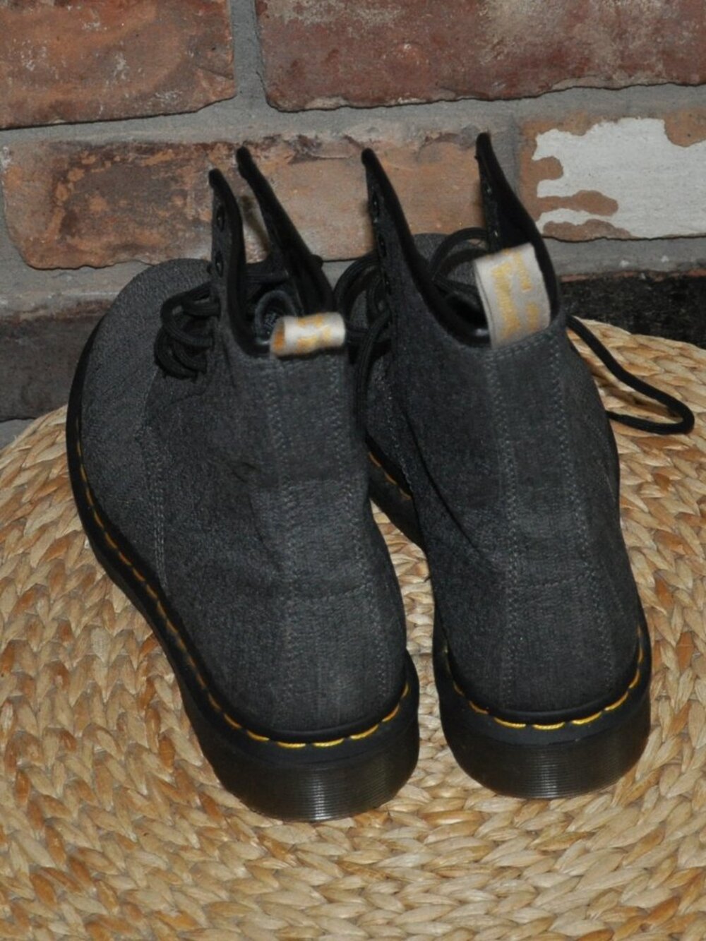 Dr Martens Vegan Castel Boots Gunmetal Grey Lace Up Grunge Punk New EU41 US9 - Picture 3 of 8